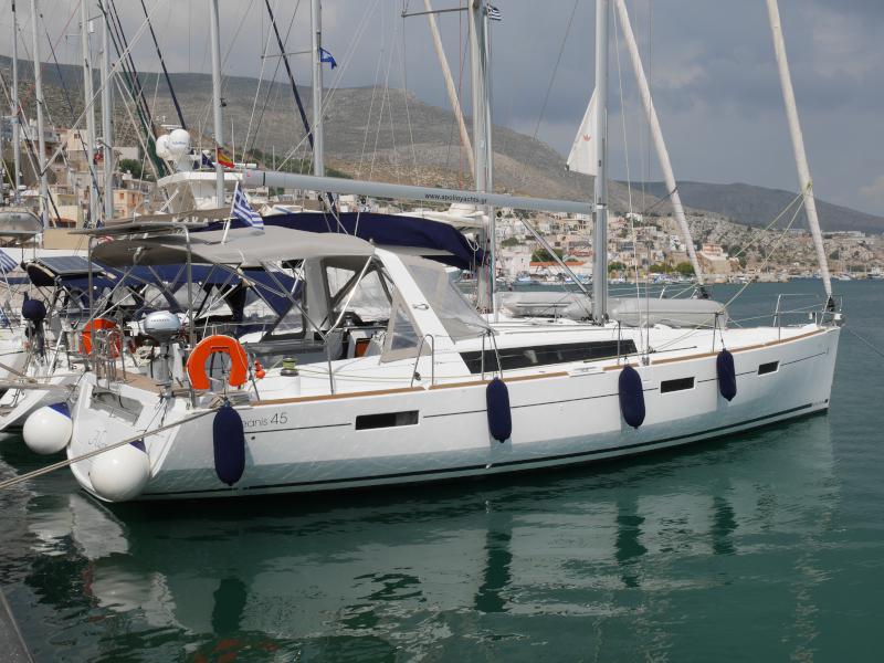 Book yachts online - sailboat - Oceanis 45 - Allegria - rent