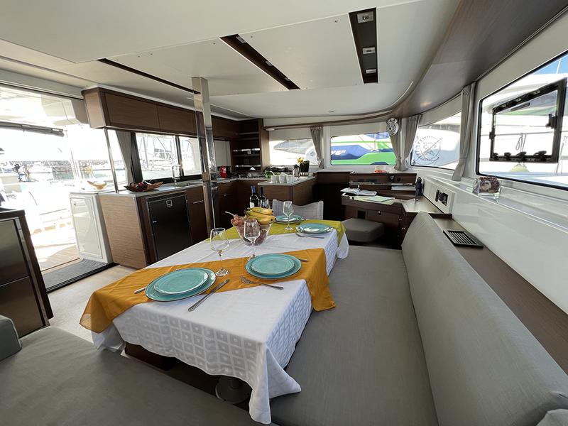 Book yachts online - catamaran - Lagoon 46 - MPLE (air condition, generator, water maker)    _Skippered Only_ - rent