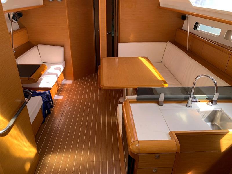 Book yachts online - sailboat - Sun Odyssey 439 - Elisavet - rent