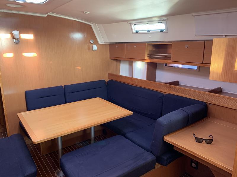 Book yachts online - sailboat - Bavaria 45 Cruiser - Nireas - rent