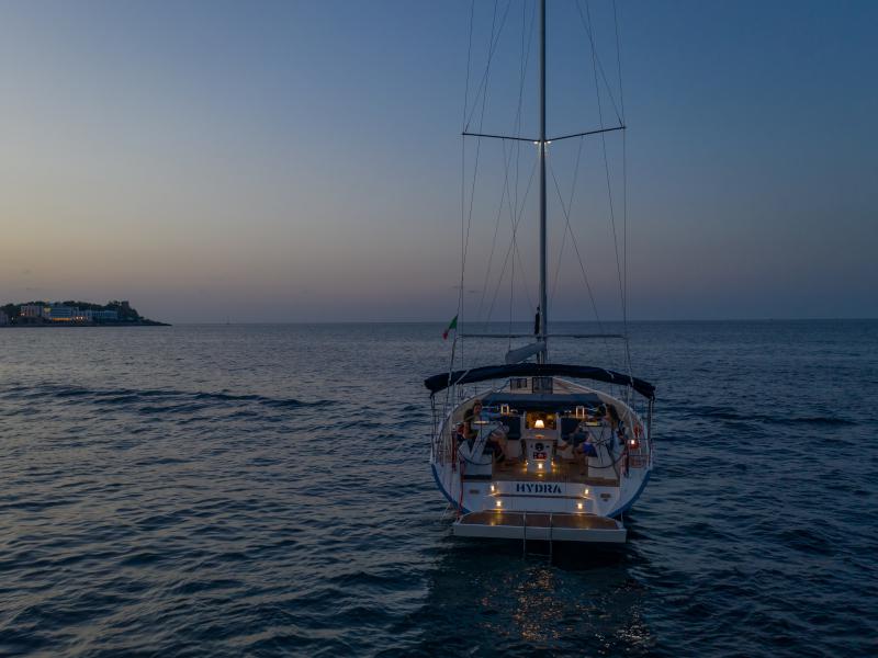 Book yachts online - sailboat - D&amp;D Kufner 54 - Hydra - rent