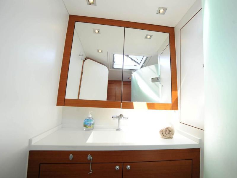 Book yachts online - sailboat - X-65 - Eline - rent