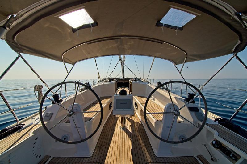 Book yachts online - sailboat - Bavaria Cruiser 41 - MH 70 - rent