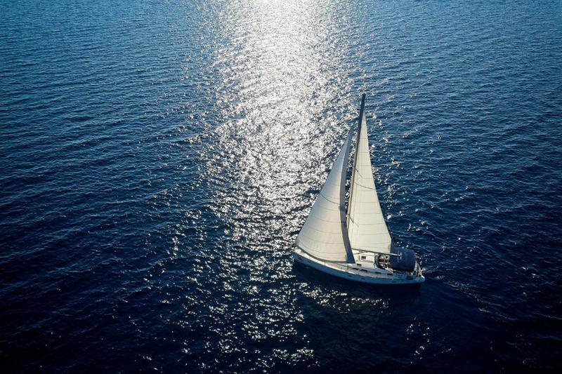 Book yachts online - sailboat - Bavaria 51 C - MH 22 - rent
