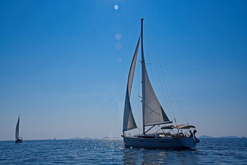 Book yachts online - sailboat - Bavaria Cruiser 41 - MH 72 - rent