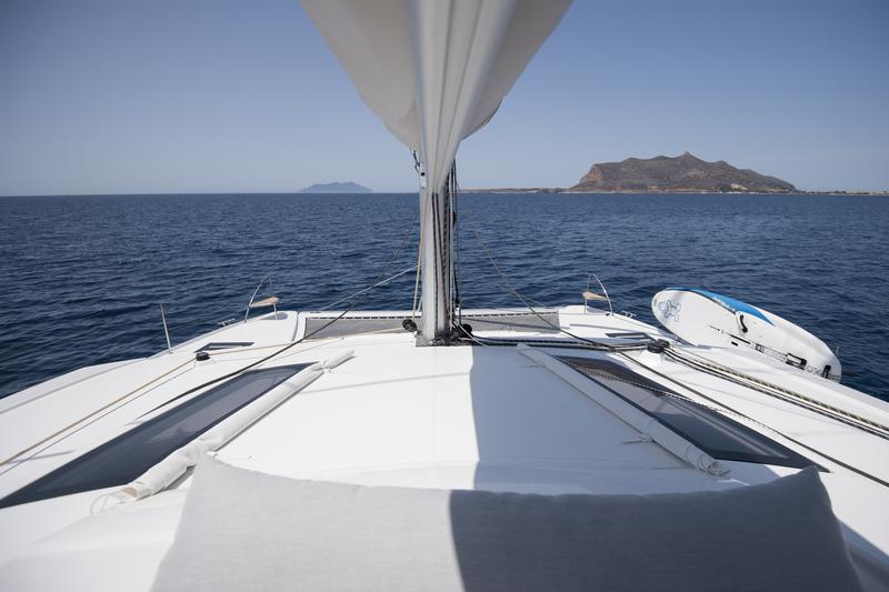 Book yachts online - catamaran - Fountaine Pajot Lucia 40 - Lipara (Ac+Gen+Wm) - rent