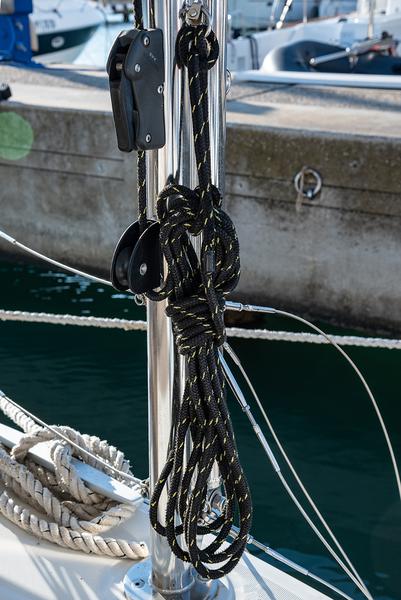Book yachts online - catamaran - Lagoon 42 - Beatrix - rent