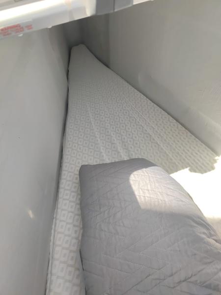 Book yachts online - catamaran - Fountaine Pajot Isla 40 - Isla (Wm+Solar Pan) - rent
