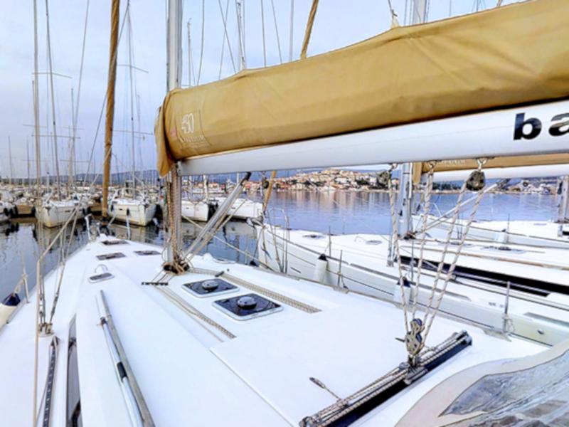 Book yachts online - sailboat - Dufour 450 Grand Large - ENERGICO - rent