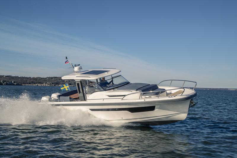 Book yachts online - motorboat - Nimbus Tender T11 - RUDDY - rent