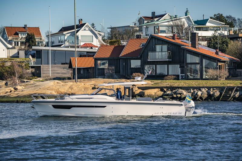 Book yachts online - motorboat - Nimbus Tender T11 - RUDDY - rent