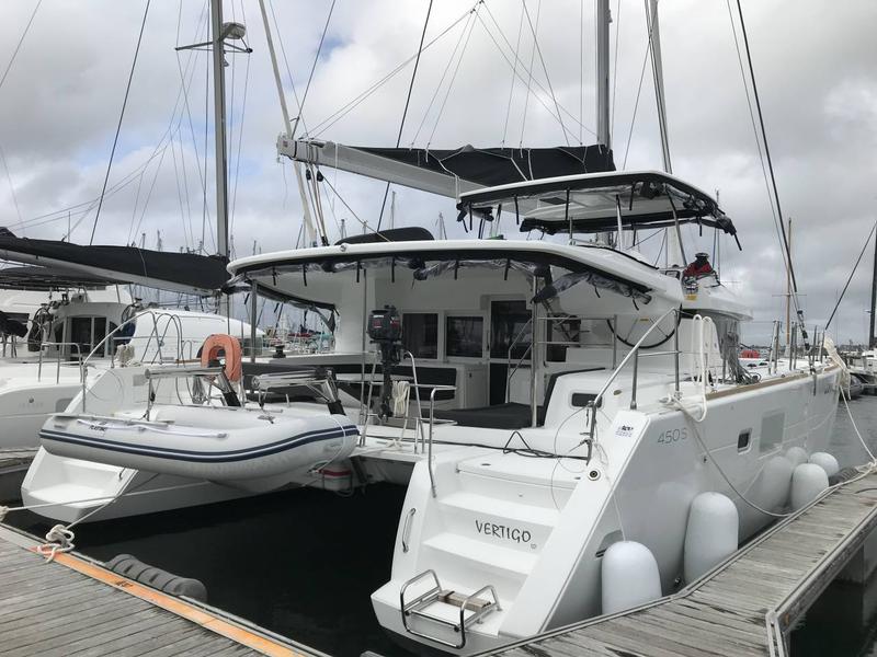 Book yachts online - catamaran - Lagoon 450S - Vertigo - rent
