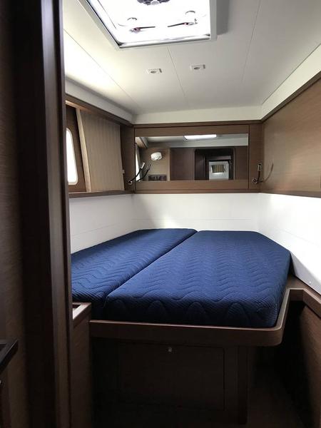 Book yachts online - catamaran - Lagoon 450S - Remire - rent