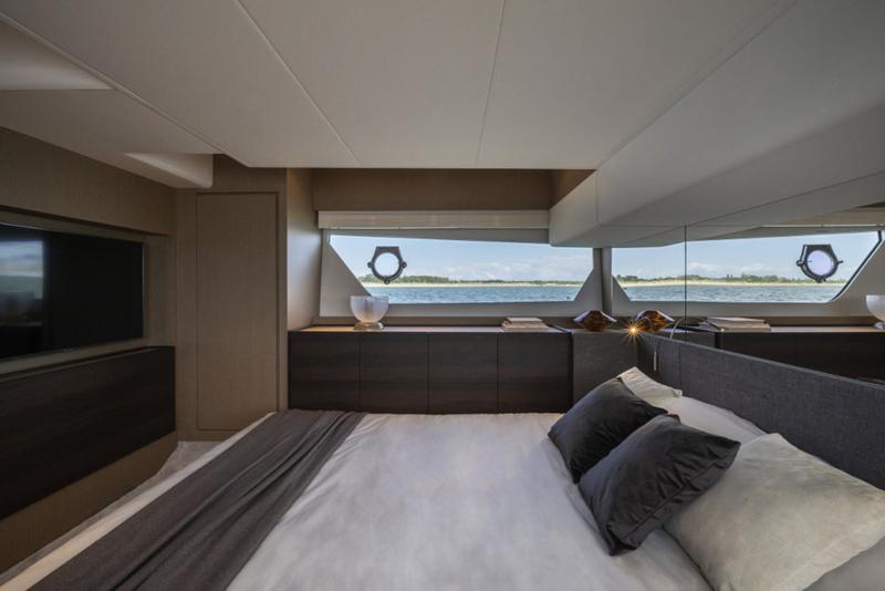Book yachts online - other - Ferretti 500 - Roch Antonio - rent