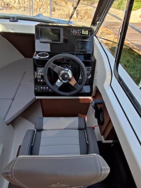 Book yachts online - motorboat - Merry Fisher 695 series 2 - NEMO II - rent
