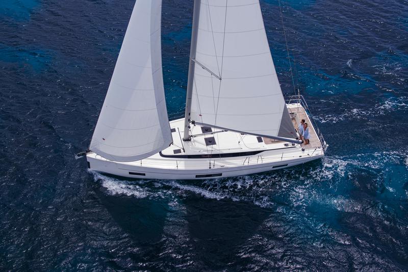 Book yachts online - sailboat - Bavaria C45 Style - SANTA CRUZ - rent