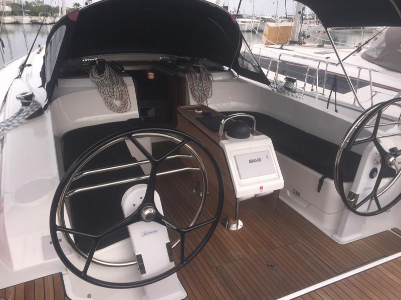 Book yachts online - sailboat - Bavaria Cruiser 46 - Ir - rent