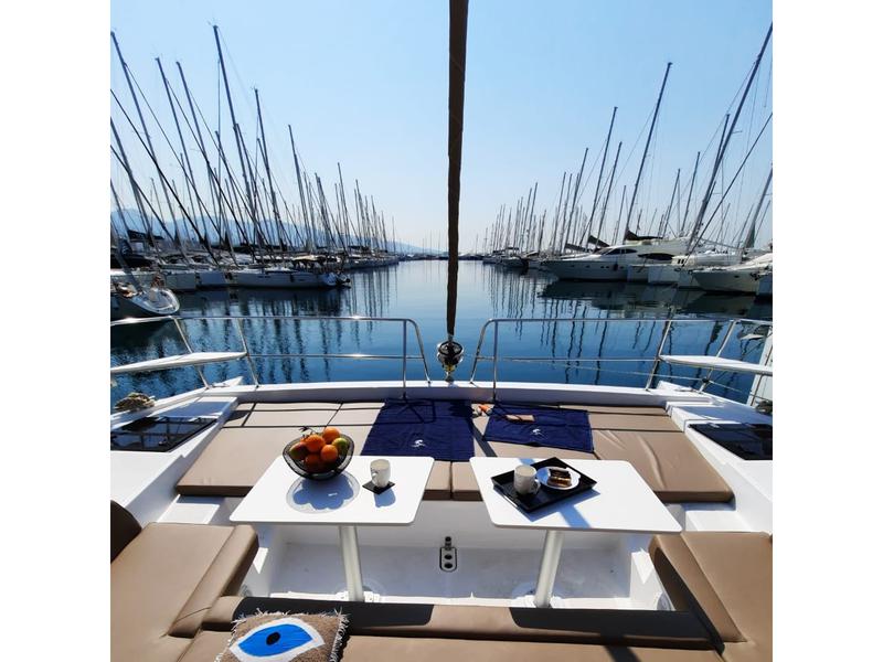 Book yachts online - catamaran - Bali 4.1 - Nolima - rent