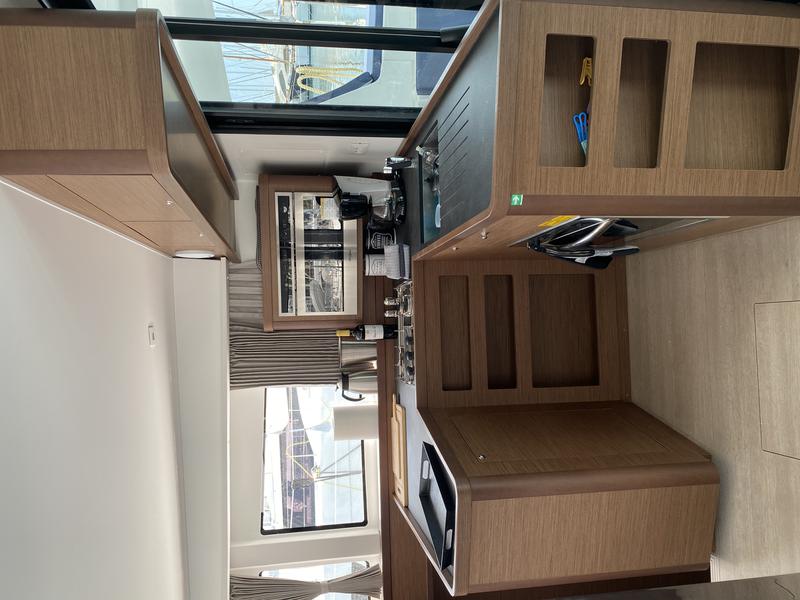 Book yachts online - catamaran - Lagoon 42 - Alima - rent