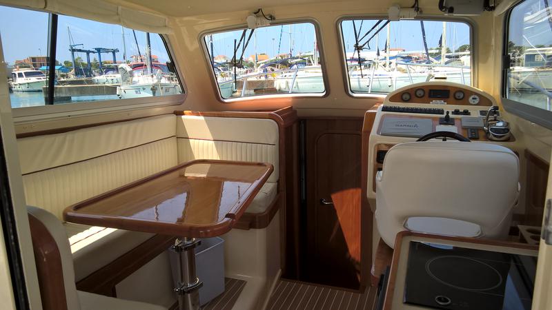 Book yachts online - motorboat - Damor 980 Fjera - Neja - rent