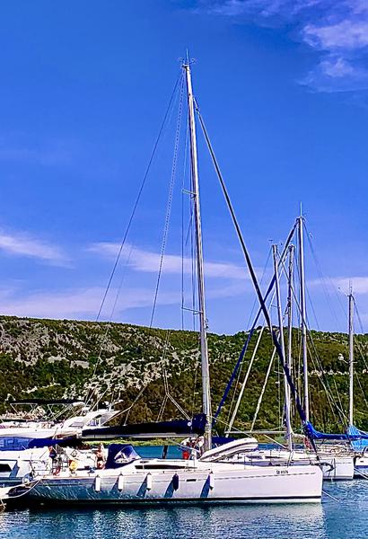 Book yachts online - sailboat - Elan 410 - Krka - rent