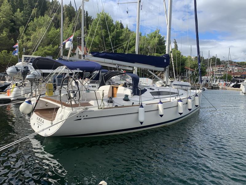 Book yachts online - sailboat - Elan 410 - Krka - rent