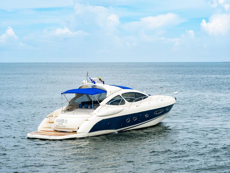 Book yachts online - motorboat - Azimut 55 - Atlantis - rent