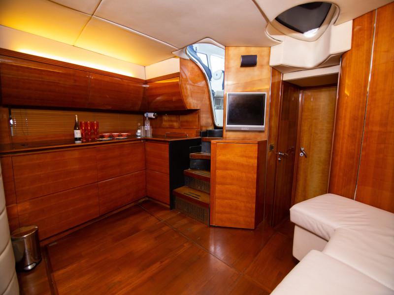 Book yachts online - motorboat - Azimut 55 - Atlantis - rent