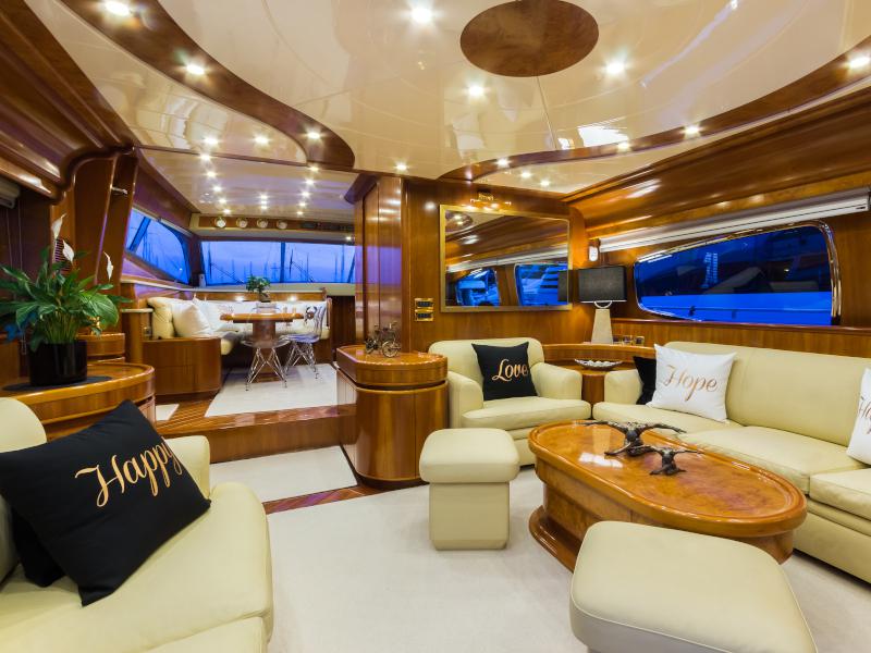 Book yachts online - motorboat - Posillipo Technema 70 - Amoraki - rent