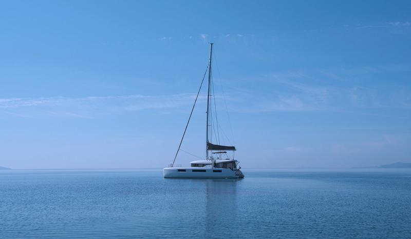 Book yachts online - catamaran - Lagoon 50 - VICTORIA (VIP EQUIPPED, Generator, Air-condition, Watermaker, Teak cockpit, Underwater lights, TV, Icemaker, 2 SUP, Wifi) *Skippered only* - rent