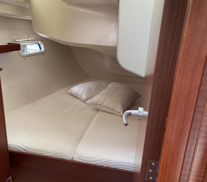 Book yachts online - sailboat - Hanse 388 - MEDUSA III - rent