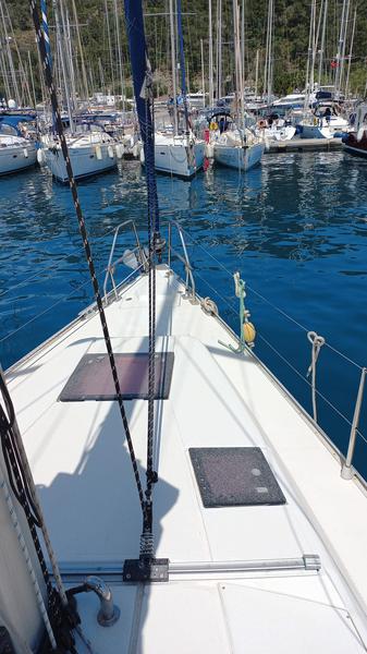Book yachts online - sailboat - Hanse 375 - Baba Yaga - rent