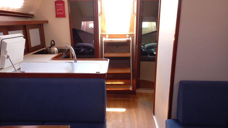 Book yachts online - sailboat - Hanse 375 - Baba Yaga - rent