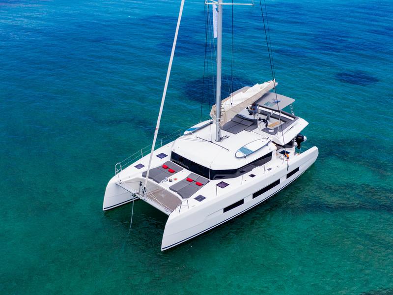 Book yachts online - catamaran - Dufour Catamaran 48 - Safira - rent