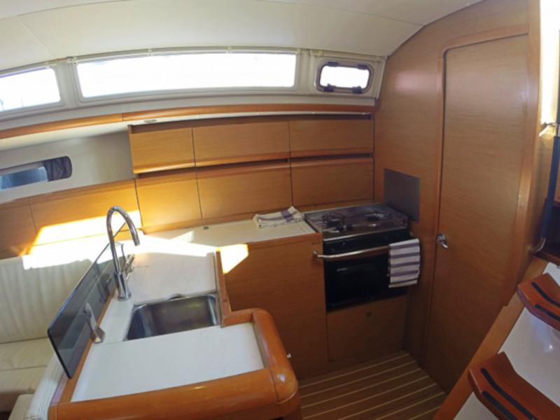 Book yachts online - sailboat - Sun Odyssey 439 - Esquitx - rent