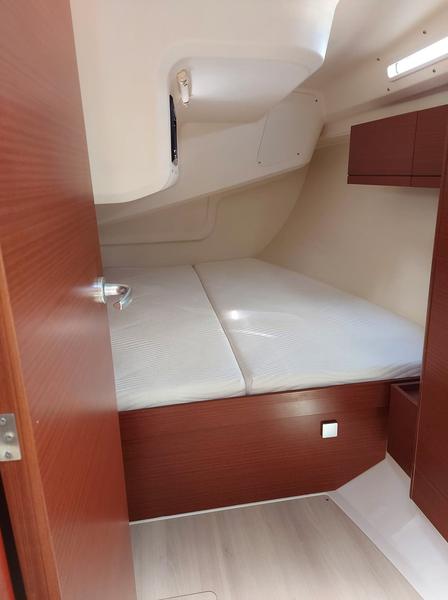 Book yachts online - sailboat - Hanse 418 - Polynoe - rent