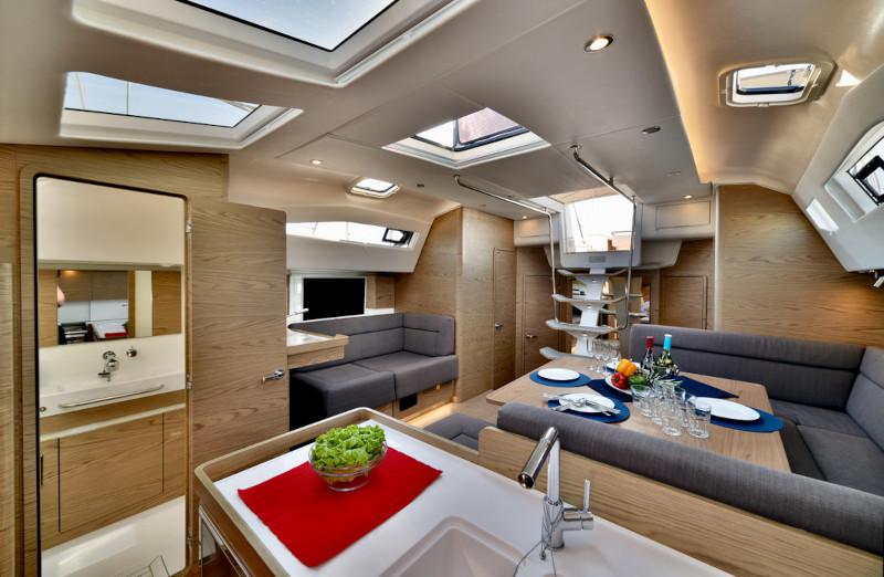 Book yachts online - sailboat - Elan 50  Impression - THERAPY - rent