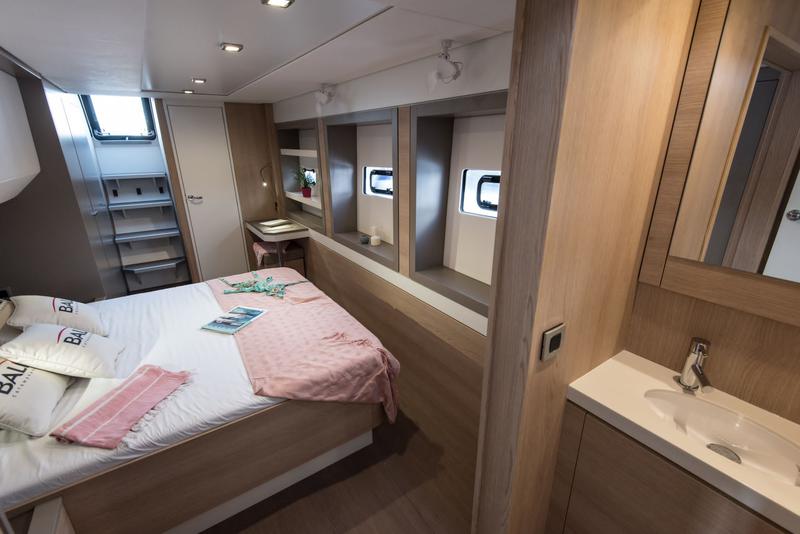 Book yachts online - catamaran - Bali 5.4 - NO NAME YET 2023 - rent