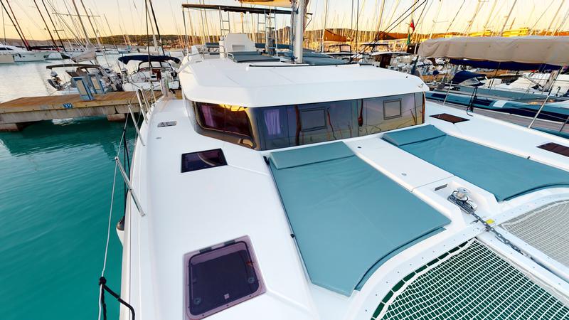 Book yachts online - catamaran - Dufour Catamaran 48 - Sualzo - rent