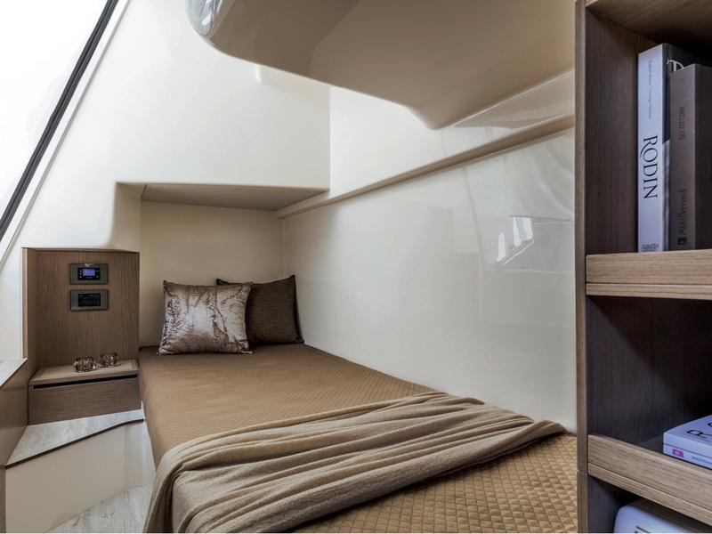 Book yachts online - motorboat - Navetta 48 - MY WAY - rent