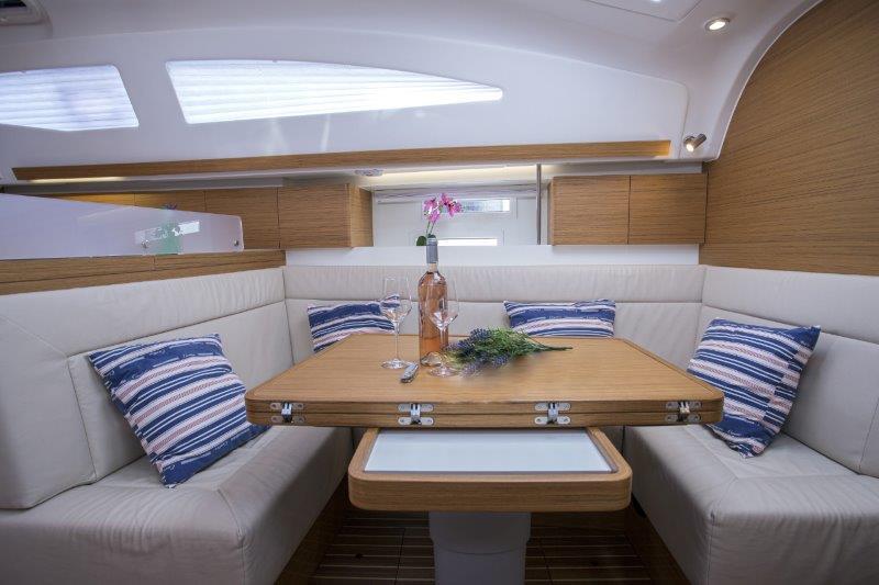Book yachts online - sailboat - Elan 40 Impression - GOOGLE - rent