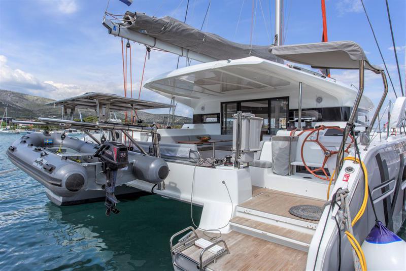 Book yachts online - catamaran - Excess 15 - TRANQUILLITY - rent