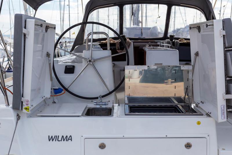 Book yachts online - sailboat - Dufour 460 - WILMA  - rent
