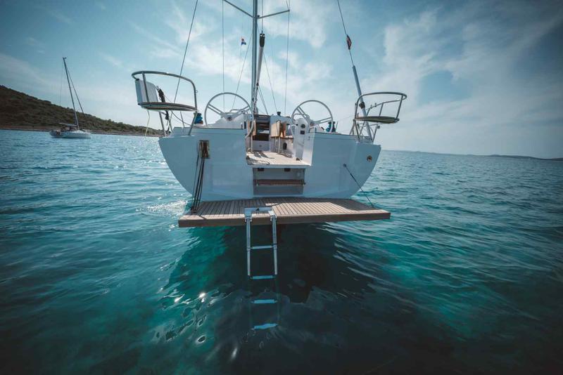 Book yachts online - sailboat - Elan Impression 45.1 OW - MOONLIGHT  - rent