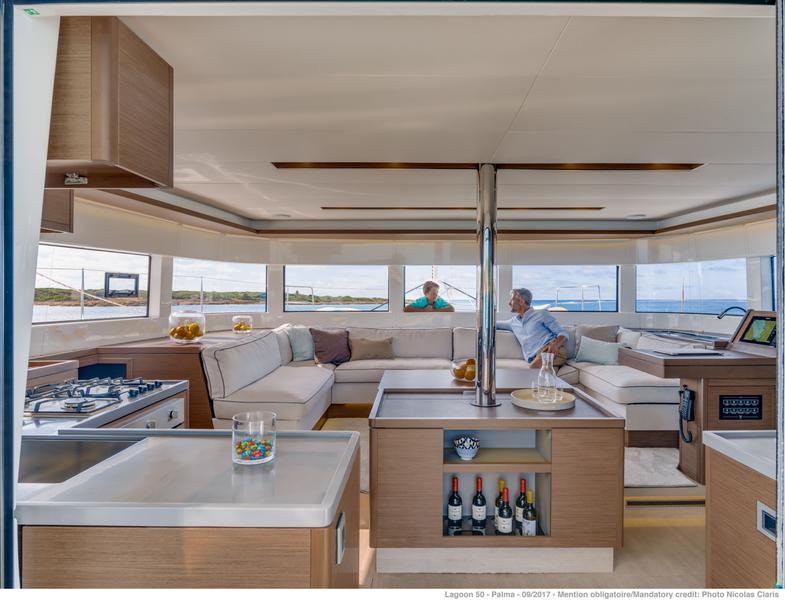 Book yachts online - catamaran - Lagoon 50 - SUNSHINE  - rent