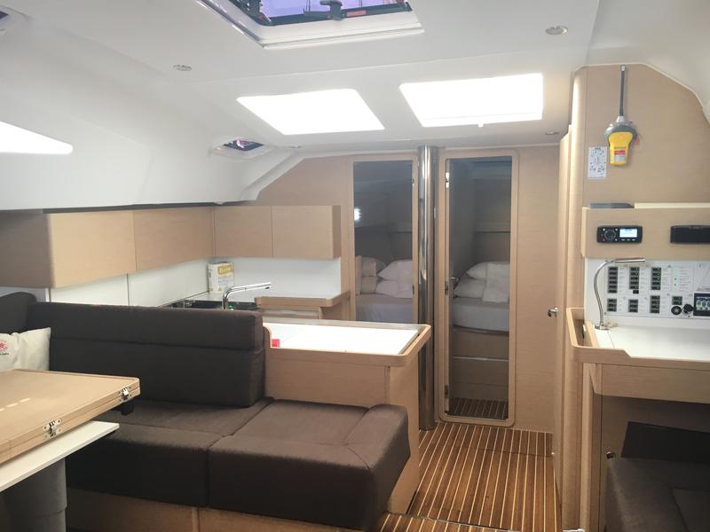 Book yachts online - sailboat - Elan 50 Impression (4+1 cabins) - FRIENDS - rent