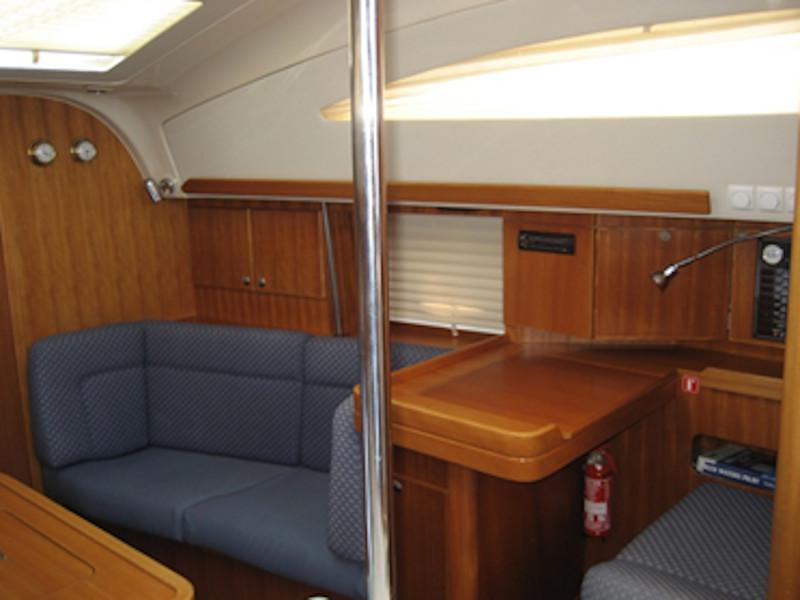 Book yachts online - sailboat - Elan 384 Impression - NAIADA  - rent