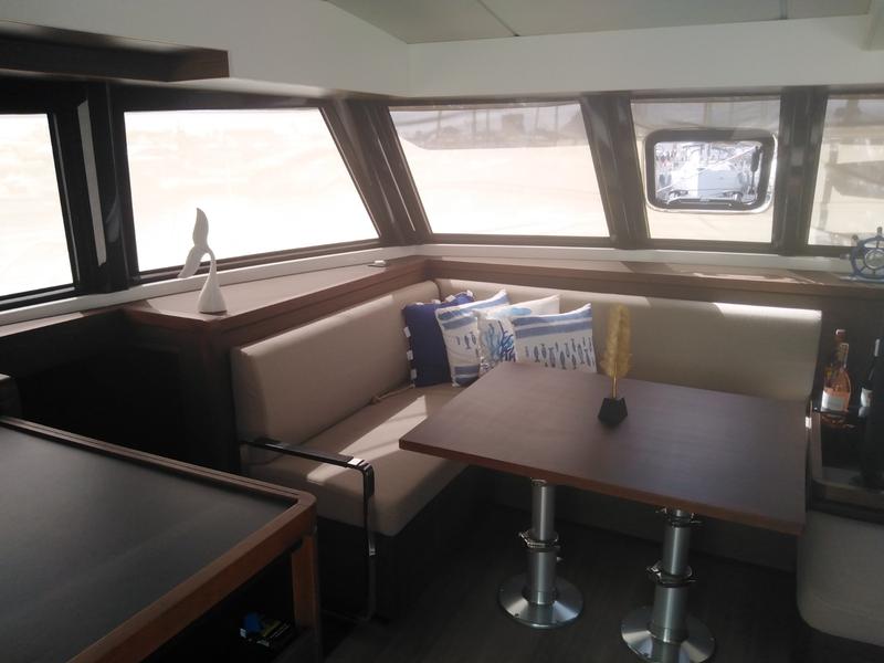 Book yachts online - catamaran - Nautitech 46 Fly - Angie - rent