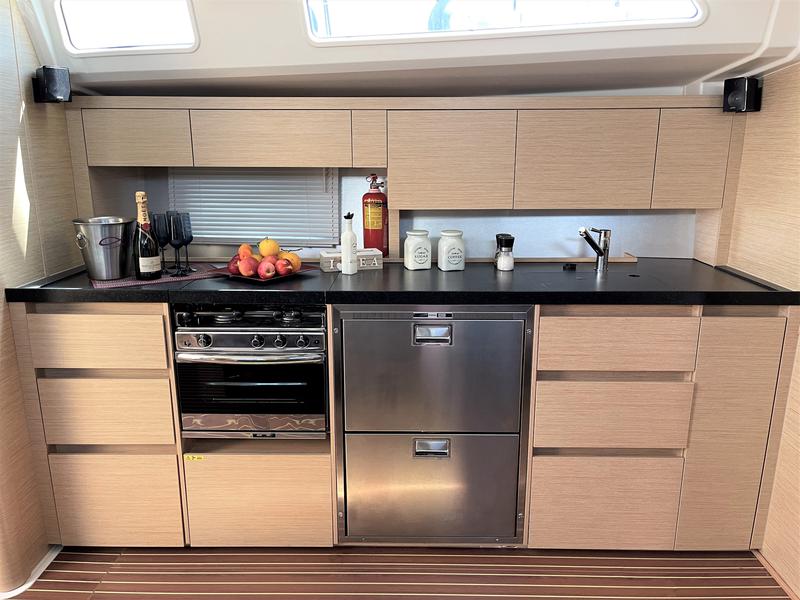 Book yachts online - sailboat - Hanse 508 - Infinity of Happiness - rent