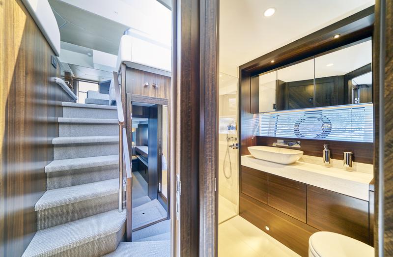 Book yachts online - motorboat - Sunseeker Manhattan 55 - Apolo - rent